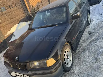 BMW 328 1996 года за 2 300 000 тг. в Алматы – фото 2