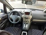 Opel Zafira 2008 года за 3 500 000 тг. в Актобе – фото 2