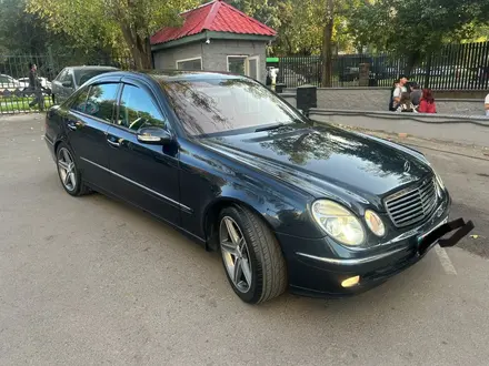 Mercedes-Benz E 320 2002 года за 5 500 000 тг. в Алматы – фото 2