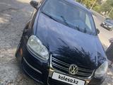 Volkswagen Jetta 2006 года за 2 500 000 тг. в Шымкент