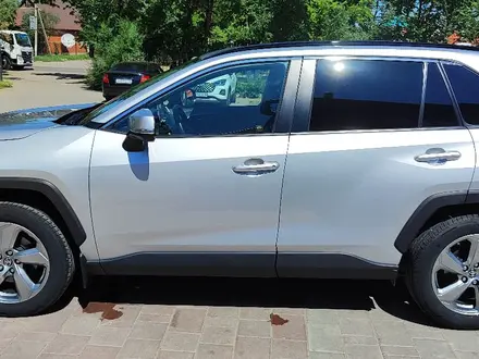 Toyota RAV4 2019 года за 15 000 000 тг. в Костанай – фото 4