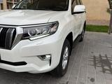 Toyota Land Cruiser Prado 2023 годаүшін27 300 000 тг. в Туркестан – фото 2