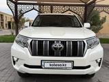 Toyota Land Cruiser Prado 2023 годаүшін27 300 000 тг. в Туркестан