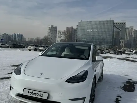 Tesla Model Y 2022 года за 22 000 000 тг. в Алматы – фото 13