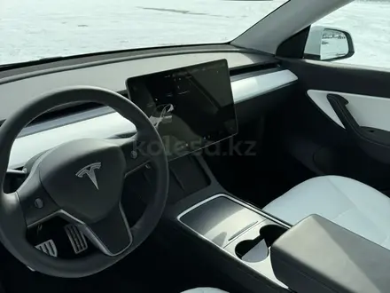 Tesla Model Y 2022 года за 22 000 000 тг. в Алматы – фото 5