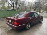 Mercedes-Benz E 230 1996 годаүшін2 500 000 тг. в Алматы – фото 2