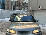 Toyota Camry 1997 годаfor2 900 000 тг. в Алматы – фото 2