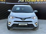 Toyota RAV4 2018 года за 12 500 000 тг. в Атырау – фото 3