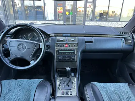 Mercedes-Benz E 280 1998 года за 2 850 000 тг. в Тараз