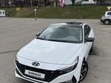 Hyundai Elantra 2023 года за 13 300 000 тг. в Алматы