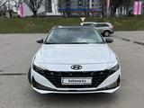 Hyundai Elantra 2023 года за 13 300 000 тг. в Алматы – фото 3