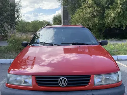Volkswagen Passat 1994 года за 1 250 000 тг. в Караганда