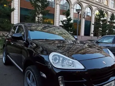 Porsche Cayenne 2007 года за 8 000 000 тг. в Астана