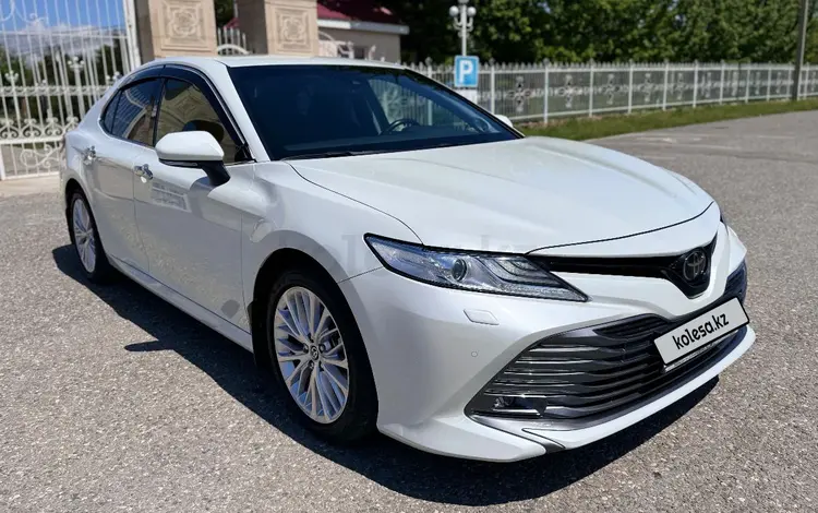 Toyota Camry 2020 годаfor16 800 000 тг. в Шымкент