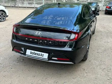 Hyundai Sonata 2022 годаүшін14 199 000 тг. в Экибастуз – фото 3