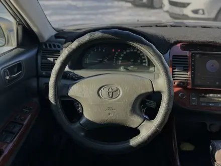 Toyota Camry 2002 года за 4 000 000 тг. в Актобе – фото 3