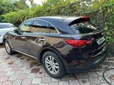 Infiniti FX35 2009 года за 6 500 000 тг. в Алматы – фото 2