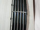 Мерседес 202 решетка радиатор (вставка) Рестайлинг за 7 000 тг. в Алматы – фото 2