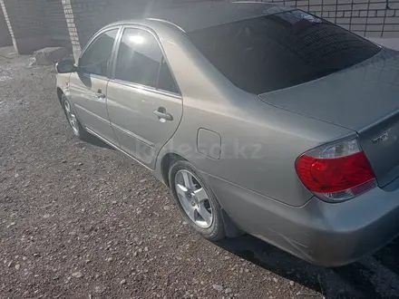 Toyota Camry 2005 года за 6 100 000 тг. в Алматы – фото 4