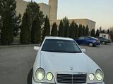 Mercedes-Benz E 320 1997 годаүшін3 700 000 тг. в Алматы – фото 4