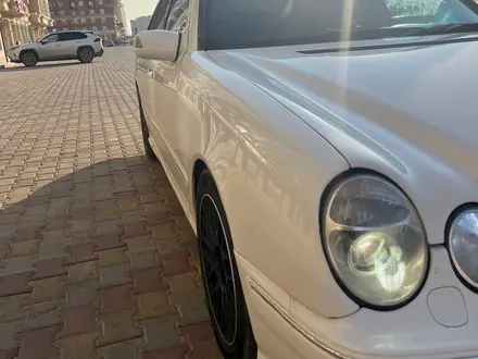 Mercedes-Benz E 320 2001 года за 5 200 000 тг. в Актау – фото 5