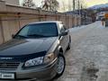 Toyota Camry 2000 года за 3 500 000 тг. в Алматы – фото 2