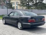 Mercedes-Benz E 320 2001 года за 3 900 000 тг. в Алматы – фото 4