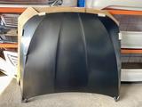 Капот (алюминий) на BMW F10 БМВ Ф10 за 70 000 тг. в Шымкент
