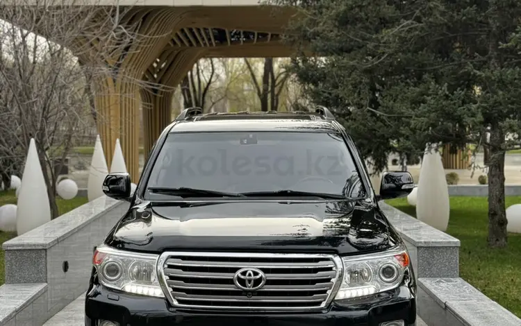 Toyota Land Cruiser 2013 годаүшін19 500 000 тг. в Алматы