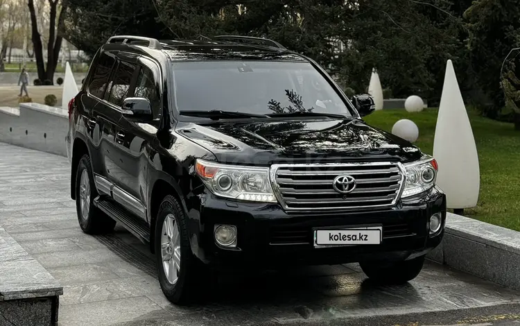 Toyota Land Cruiser 2013 года за 19 900 000 тг. в Алматы