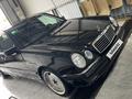 Mercedes-Benz E 320 1997 года за 2 400 000 тг. в Атырау