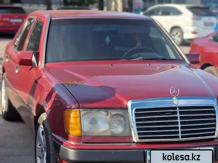 Mercedes-Benz E 230 1990 года за 1 500 000 тг. в Талдыкорган