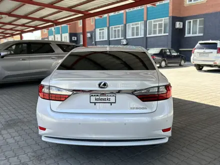 Lexus ES 250 2015 года за 11 500 000 тг. в Актобе – фото 8