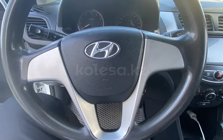 Hyundai Accent 2014 года за 4 000 000 тг. в Усть-Каменогорск
