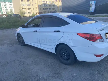 Hyundai Accent 2014 года за 4 000 000 тг. в Усть-Каменогорск – фото 4