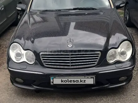 Mercedes-Benz C 230 2005 года за 4 000 000 тг. в Алматы