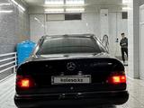 Mercedes-Benz E 320 1991 года за 1 700 000 тг. в Алматы – фото 2