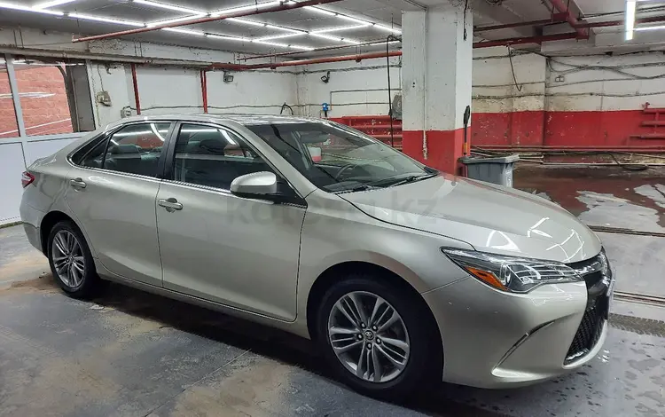 Toyota Camry 2015 года за 9 000 000 тг. в Семей
