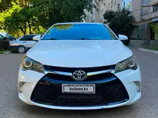 Toyota Camry, 2015