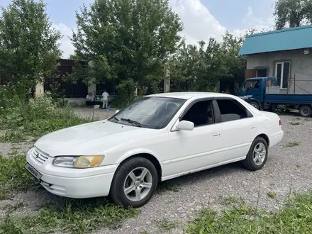Toyota Camry 1999 года за 2 400 000 тг. в Алматы