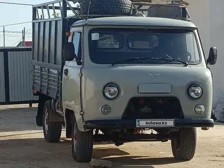 УАЗ Pickup 2013 года за 2 500 000 тг. в Атырау