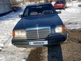 Mercedes-Benz E 200 1991 года за 2 100 000 тг. в Талдыкорган – фото 5