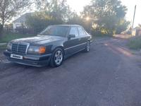 Mercedes-Benz E 300 1992 года за 1 600 000 тг. в Караганда