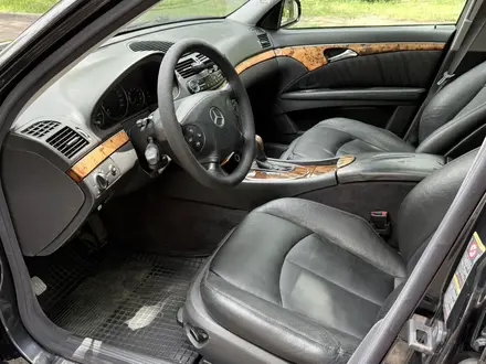 Mercedes-Benz E 320 2004 года за 5 300 000 тг. в Алматы – фото 17