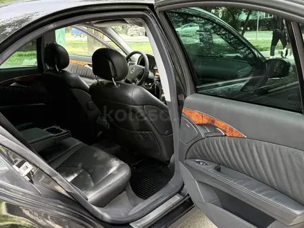 Mercedes-Benz E 320 2004 года за 5 300 000 тг. в Алматы – фото 19