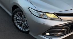 Toyota Camry 2019 годаүшін13 800 000 тг. в Алматы – фото 2