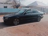 BMW 528 1999 года за 3 000 000 тг. в Тараз – фото 2