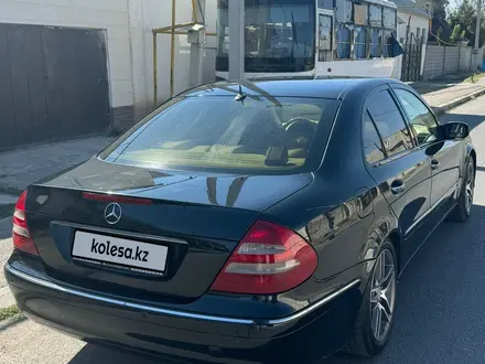 Mercedes-Benz E 320 2002 года за 4 700 000 тг. в Шымкент – фото 4