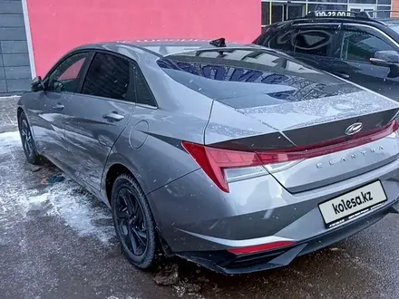 Hyundai Elantra 2022 года за 9 300 000 тг. в Астана