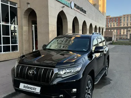 Toyota Land Cruiser Prado 2022 года за 27 500 000 тг. в Астана